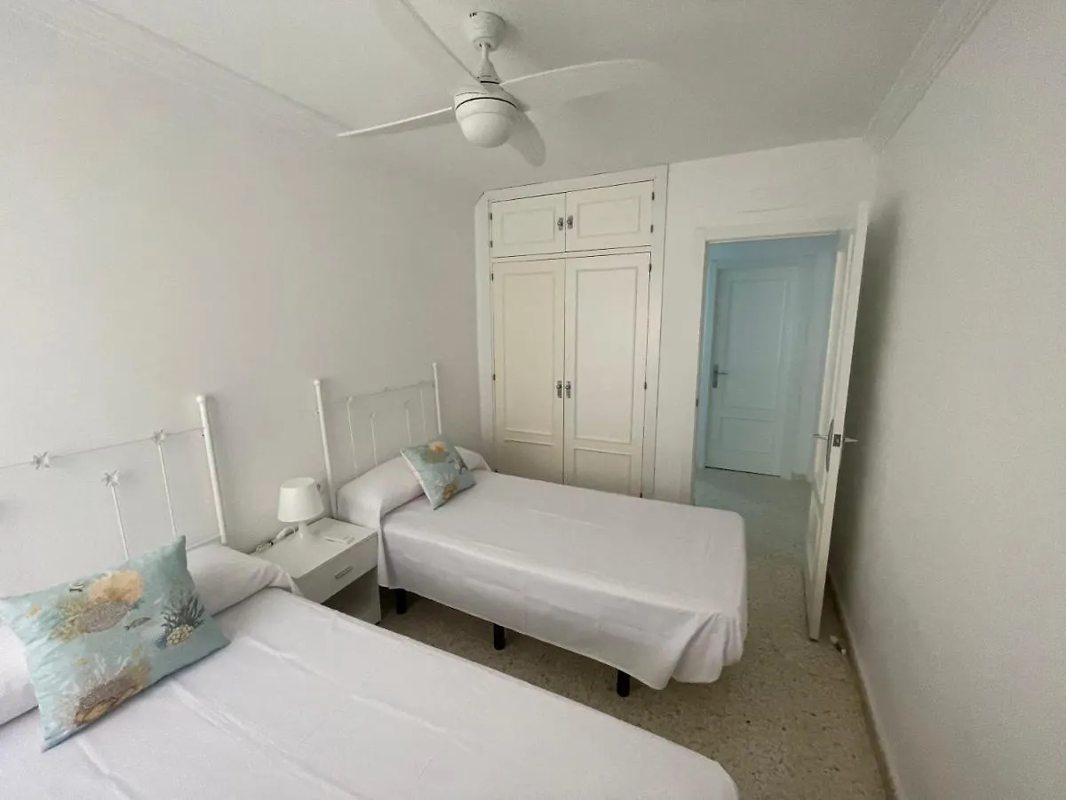 Apartamento torre del mar centro. Apartamento 0*,