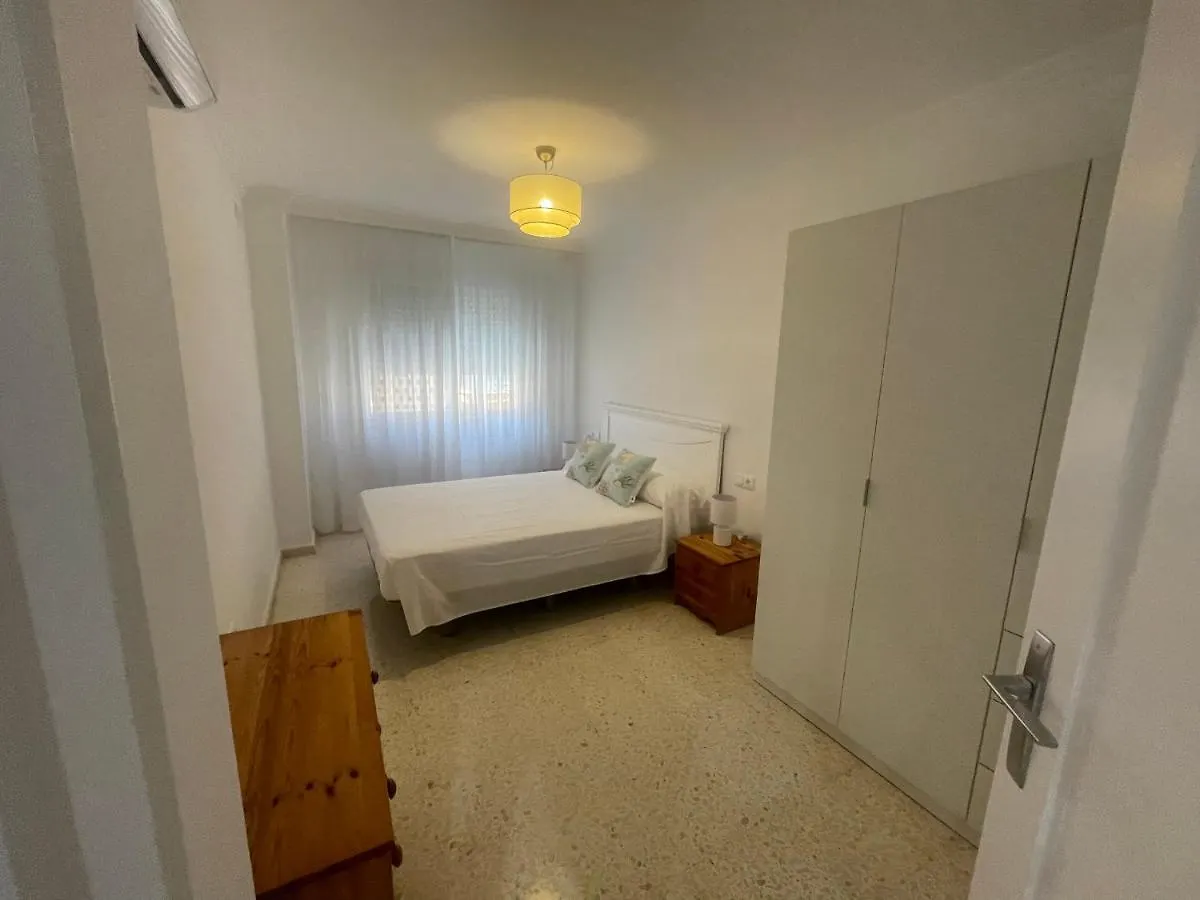 Apartamento torre del mar centro. Apartamento
