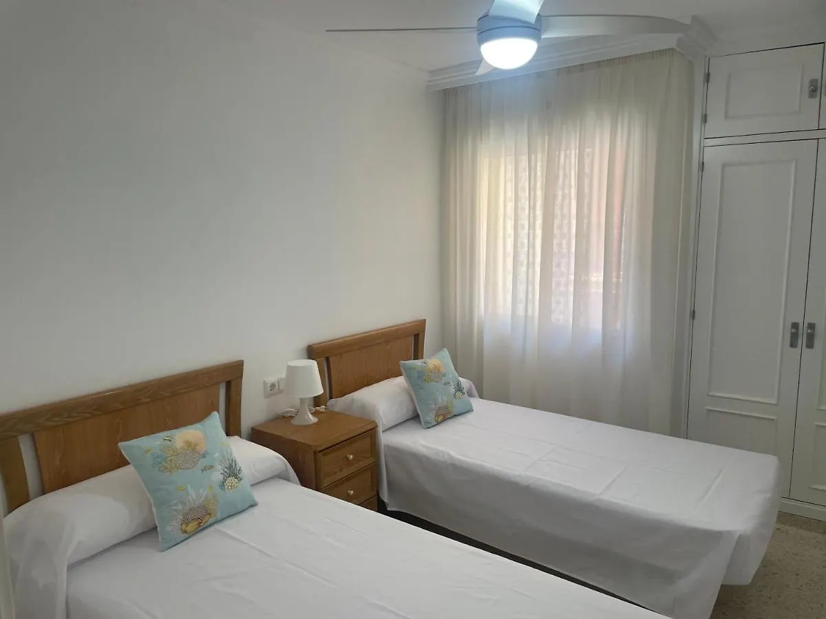 Apartamento torre del mar centro. Apartamento España