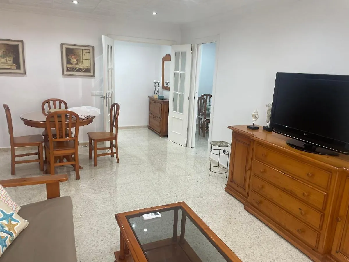 Apartamento torre del mar centro. Apartamento