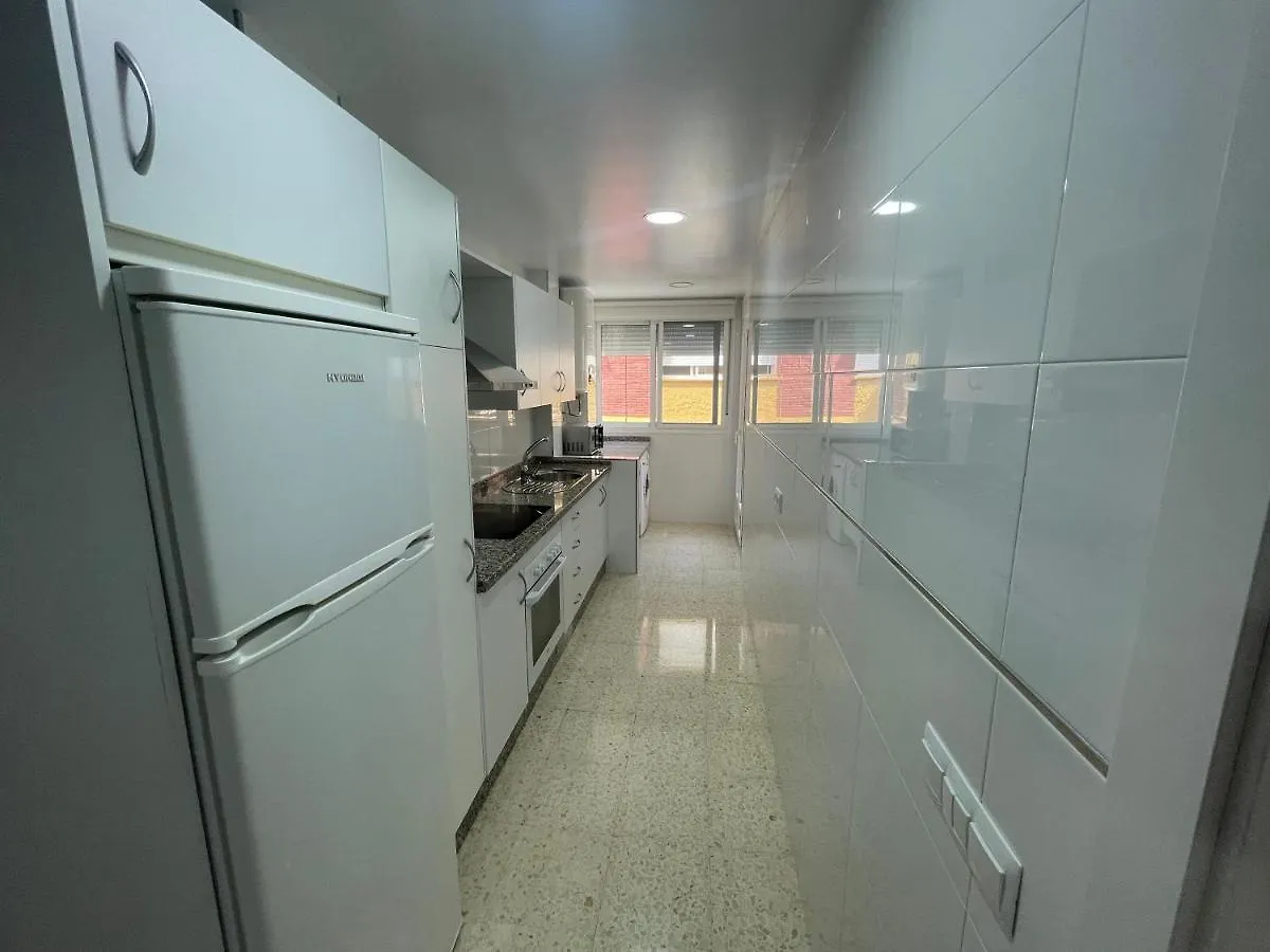 Apartamento torre del mar centro. Apartamento España